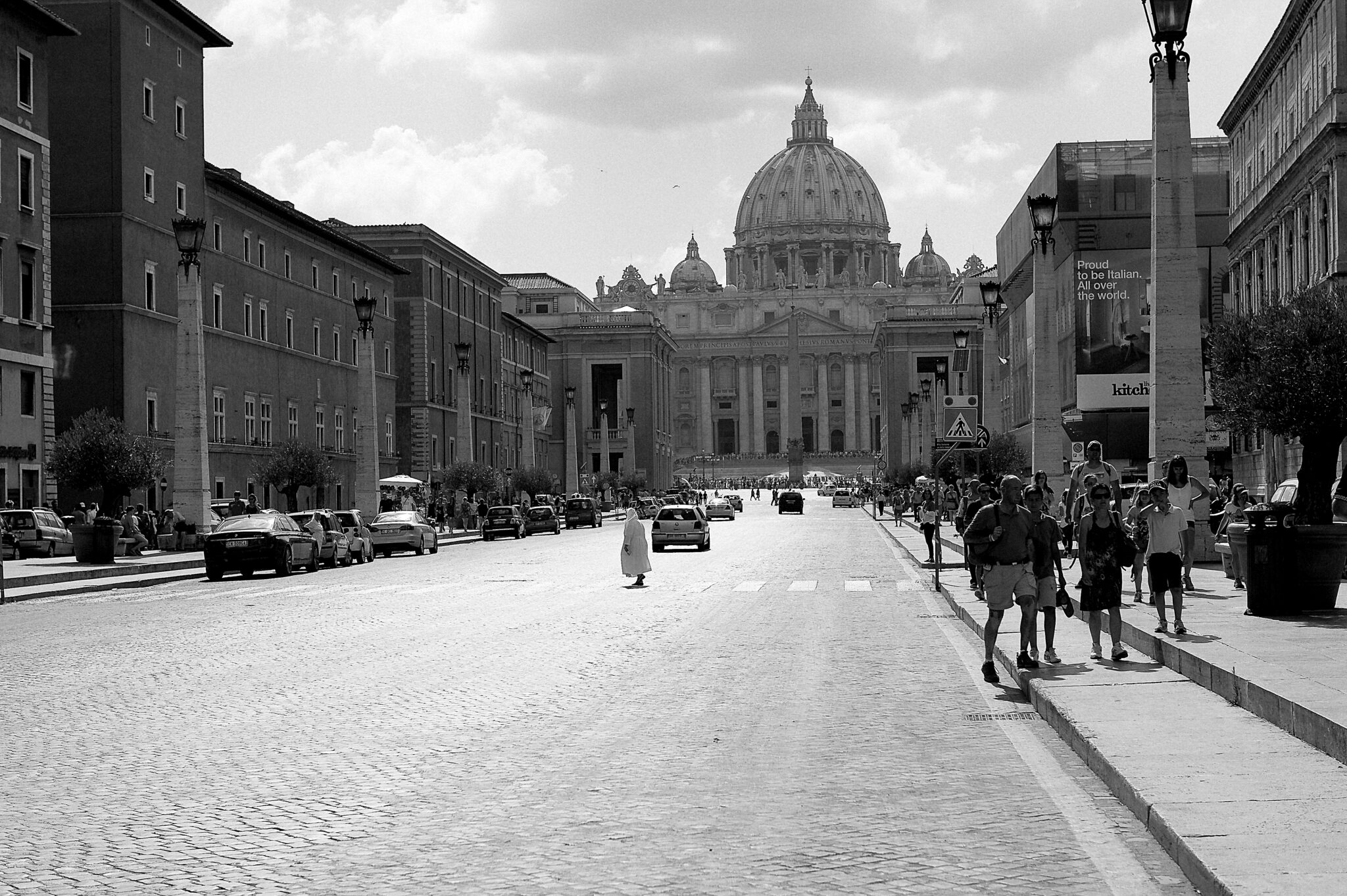 Over the Street  -Vatikan 2014